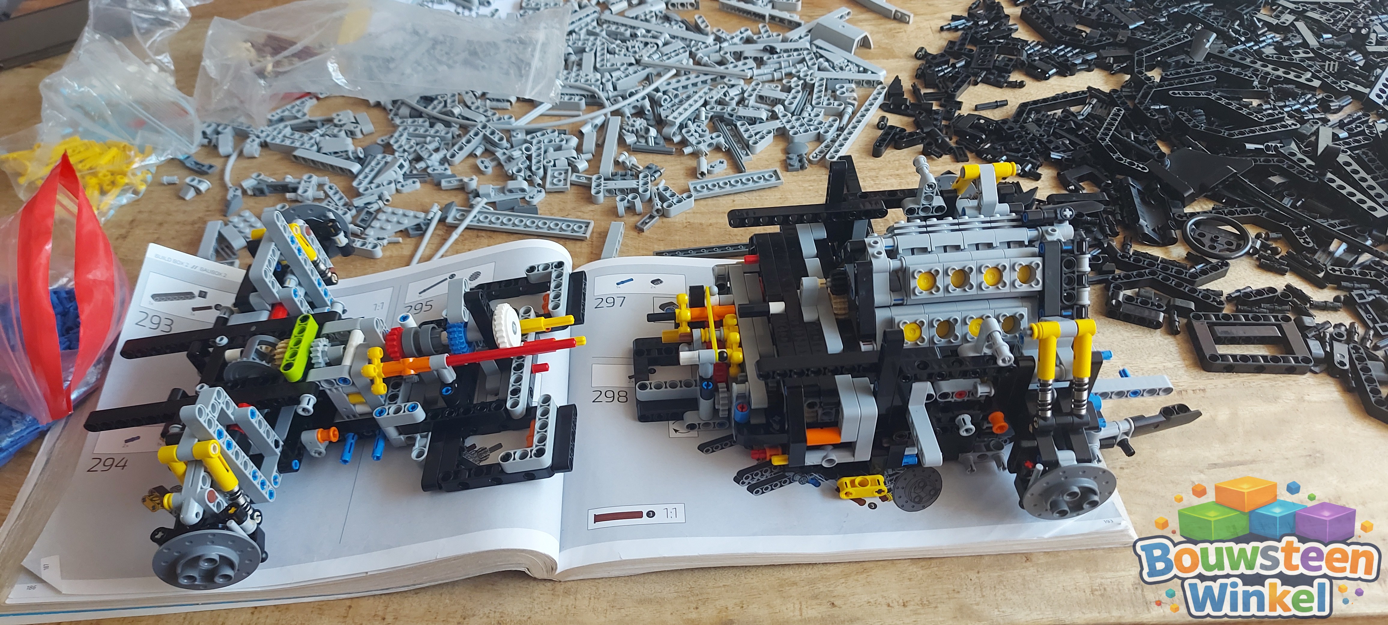 LEGO Technic Bugatti Chiron - 42083 — gebouwd door klant