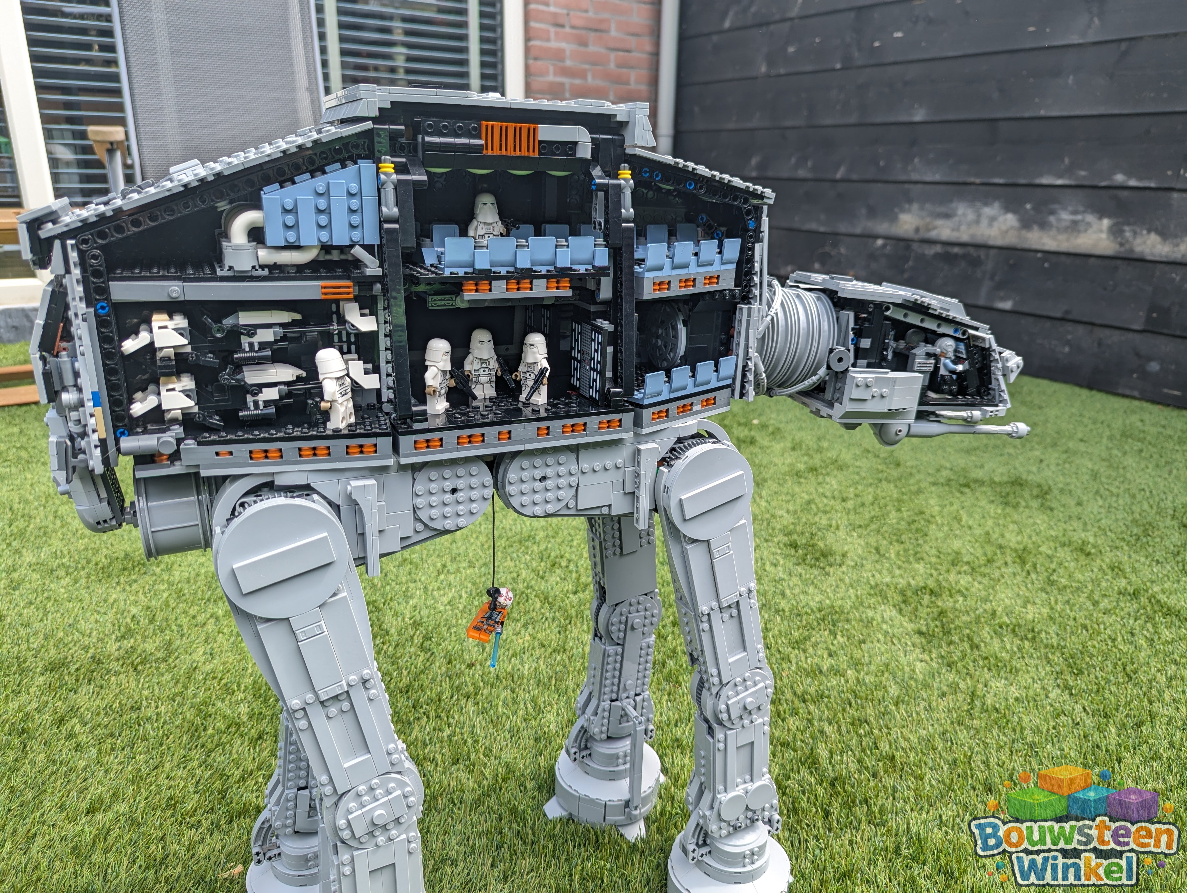 LEGO Star Wars AT-AT - 75313 — gebouwd door klant