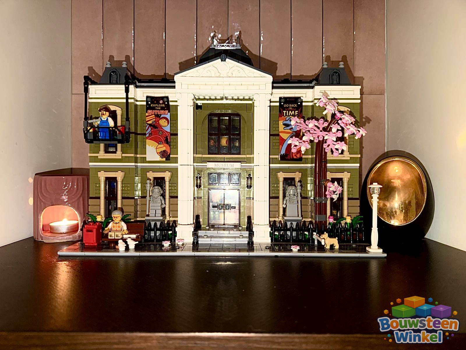 LEGO Icons Natuurhistorisch museum - 10326 — gebouwd door klant