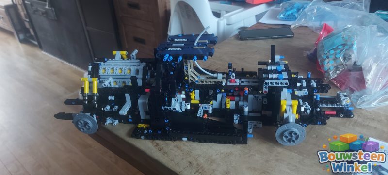 LEGO Technic Bugatti Chiron - 42083 gebouwd door klant — Technic