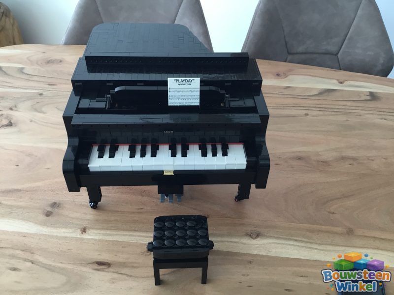 LEGO Ideas Vleugelpiano - 21323 gebouwd door klant — Architecture / Ideas