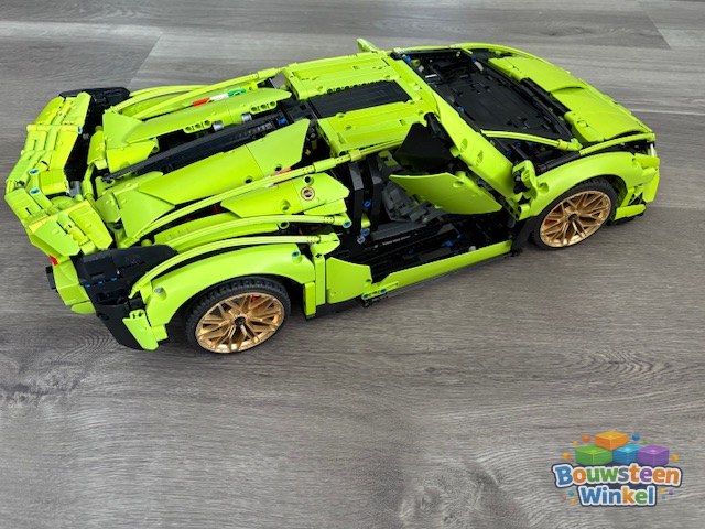 LEGO Technic Lamborghini Sian FKP 37 - 42115 gebouwd door klant — Technic