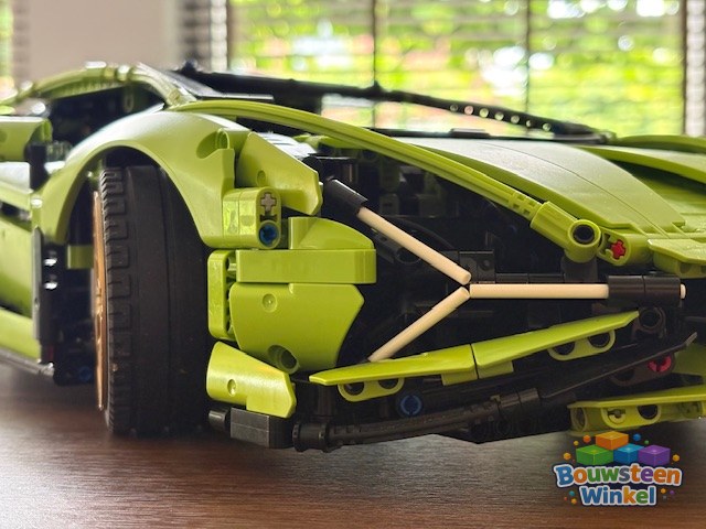 LEGO Technic Lamborghini Sian FKP 37 - 42115 gebouwd door klant — Technic