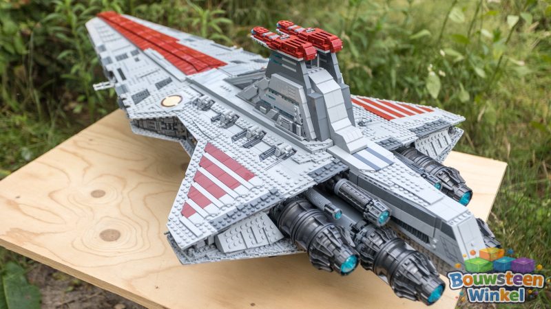 LEGO Star Wars Venator-class Republic Attack Cruiser - 75367 gebouwd door klant — Star Wars