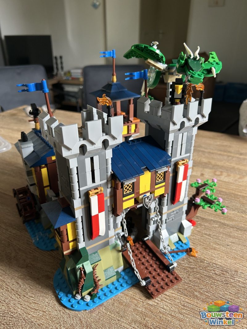 LEGO Creator Middeleeuws Kasteel - 31120 gebouwd door klant — Creator