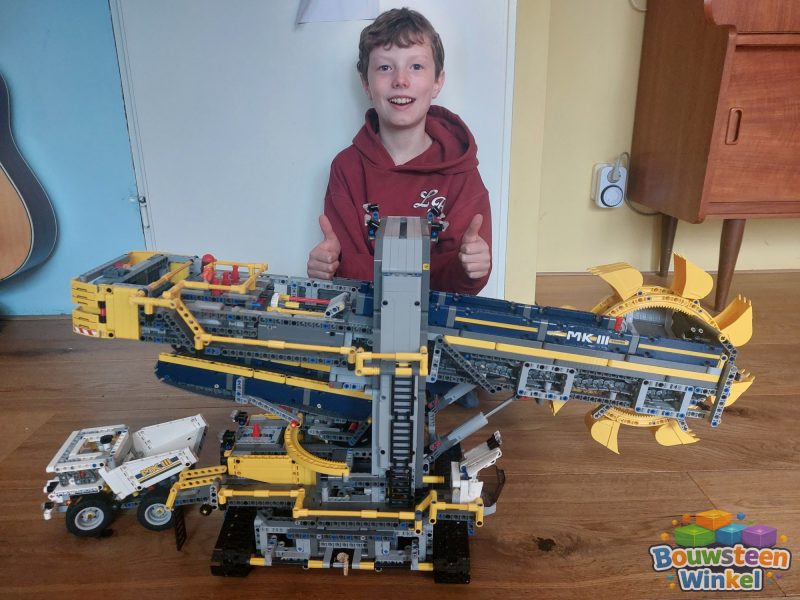 LEGO Technic Emmerwiel Graafmachine - 42055 gebouwd door klant — Onbekend
