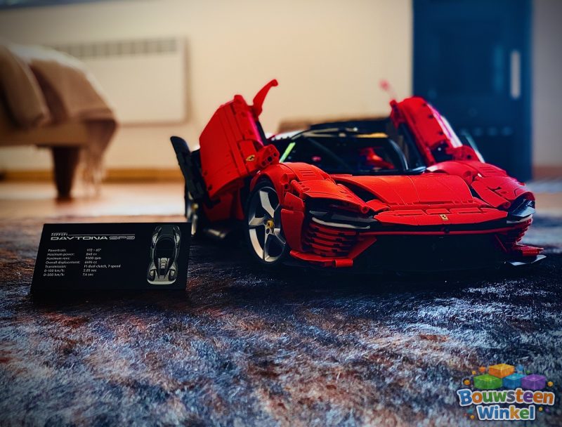 LEGO Technic Ferrari Daytona SP3 - 42143 gebouwd door klant — Technic