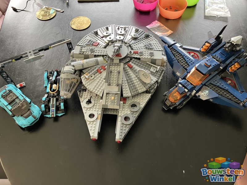 LEGO Meerdere sets gebouwd door klant — Onbekend