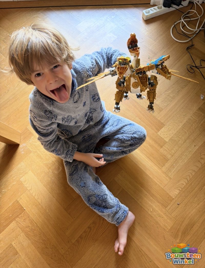 LEGO Ninjago Lloyds Gouden Ultra Draak - 71774 gebouwd door klant — Ninjago / Mario