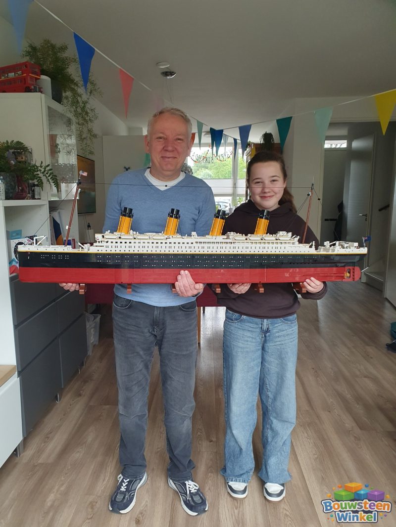 LEGO Titanic - 10294 gebouwd door klant — Creator Expert / Icons