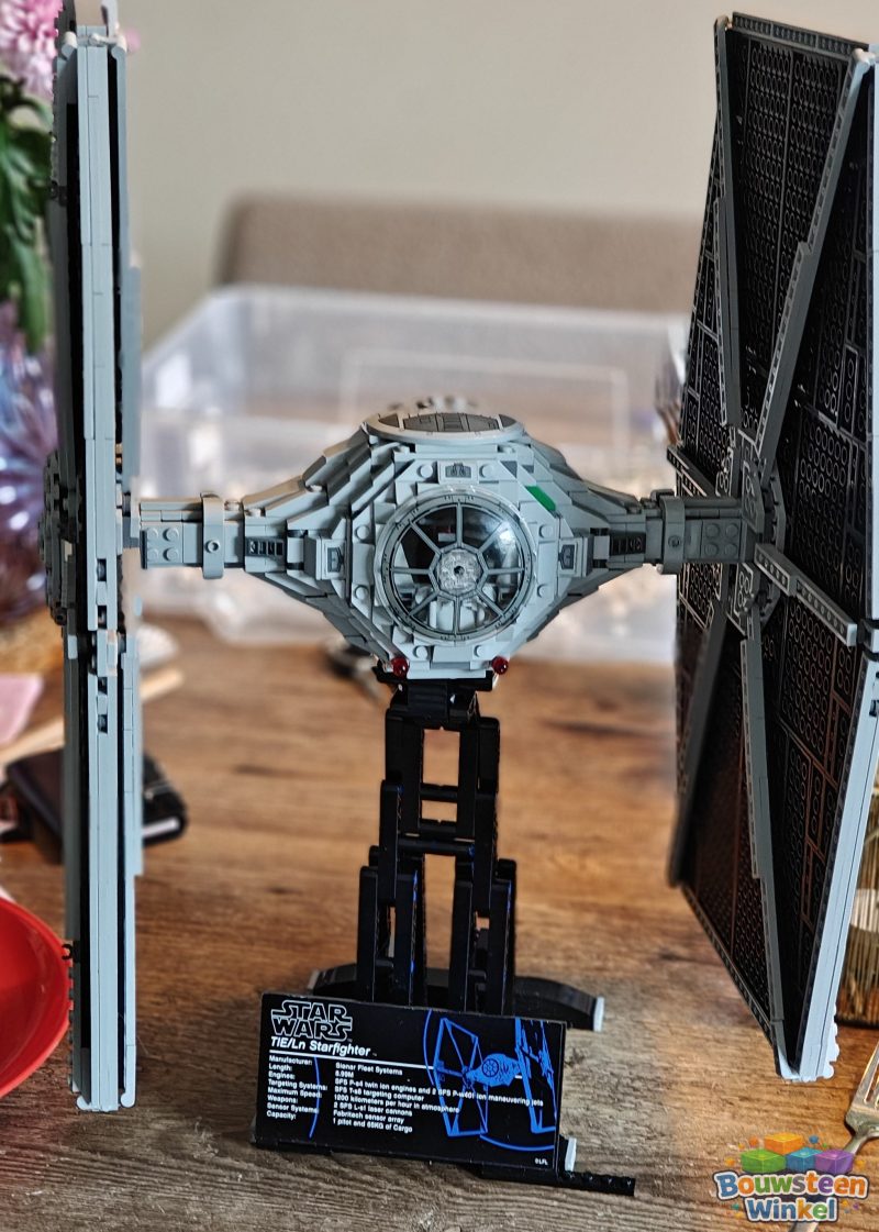 LEGO Star Wars TIE Fighter - 75095 gebouwd door klant — Star Wars